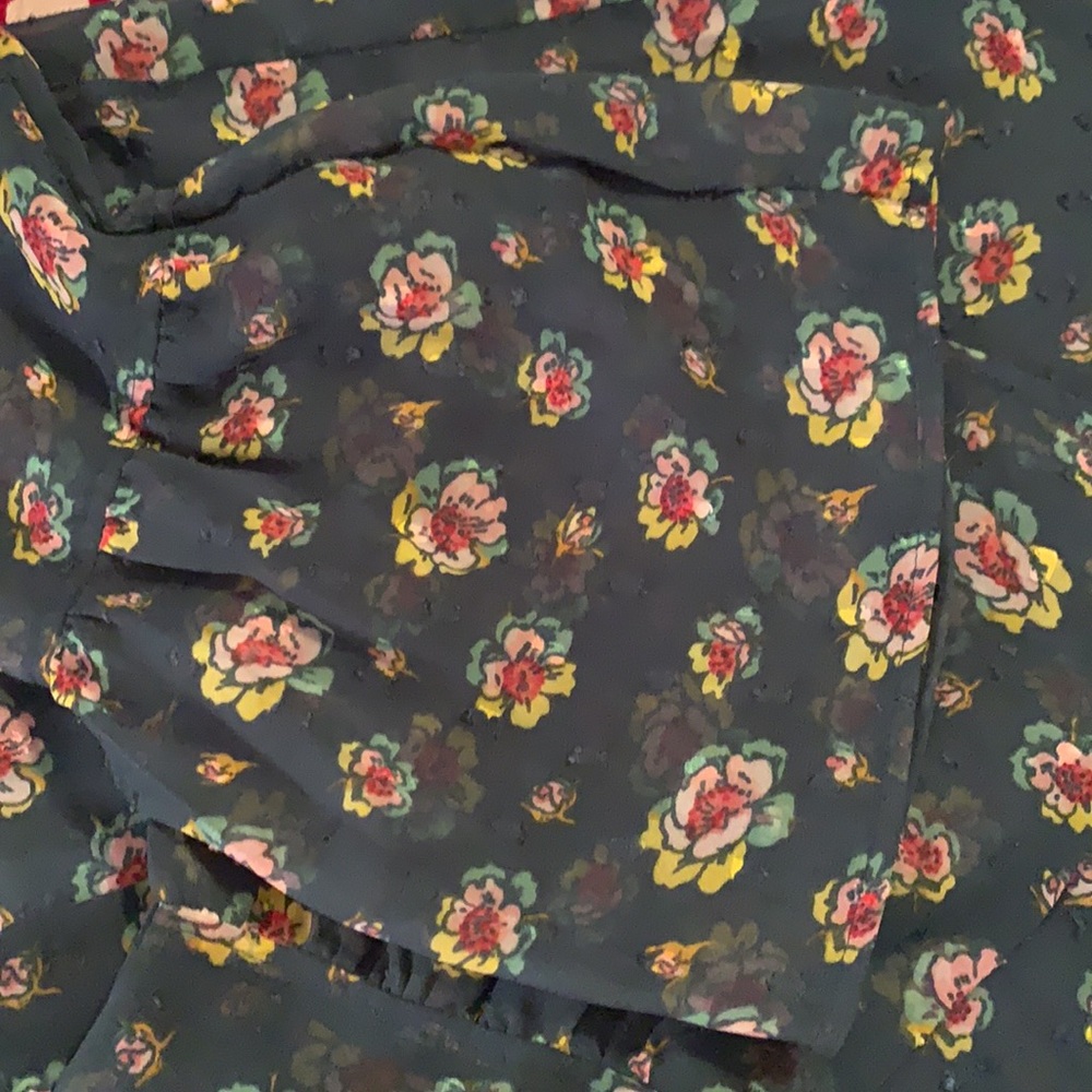Loft Blouse - Picture 6 of 7